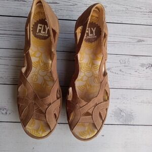 Fly London Women's Tan Wedge Boho Urban Sandals Open Toe Slip-ons Size EU 37